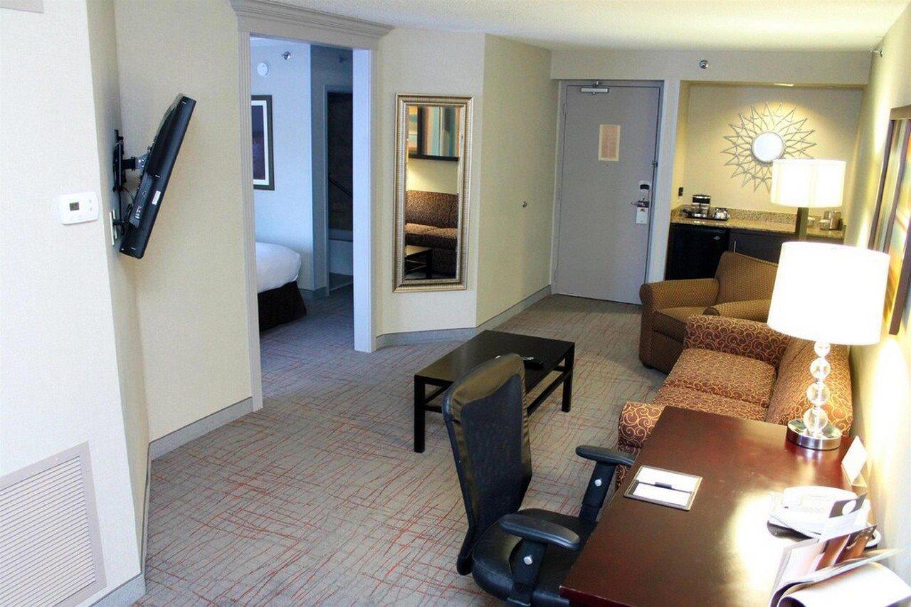 Doubletree Suites By Hilton Dayton/Miamisburg Εξωτερικό φωτογραφία