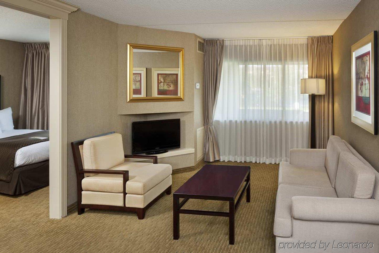 Doubletree Suites By Hilton Dayton/Miamisburg Δωμάτιο φωτογραφία