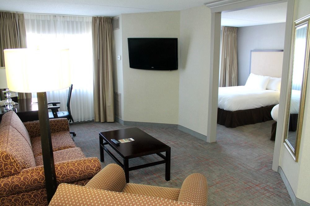 Doubletree Suites By Hilton Dayton/Miamisburg Εξωτερικό φωτογραφία
